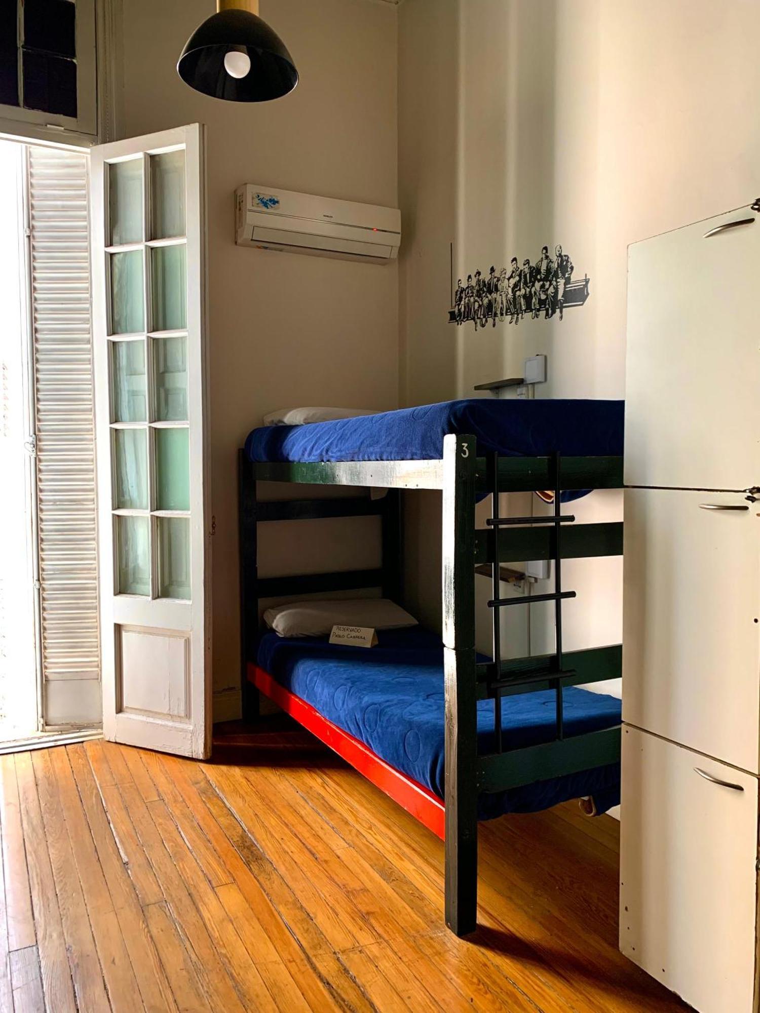 Hostel Alvear Cordoba Exterior photo