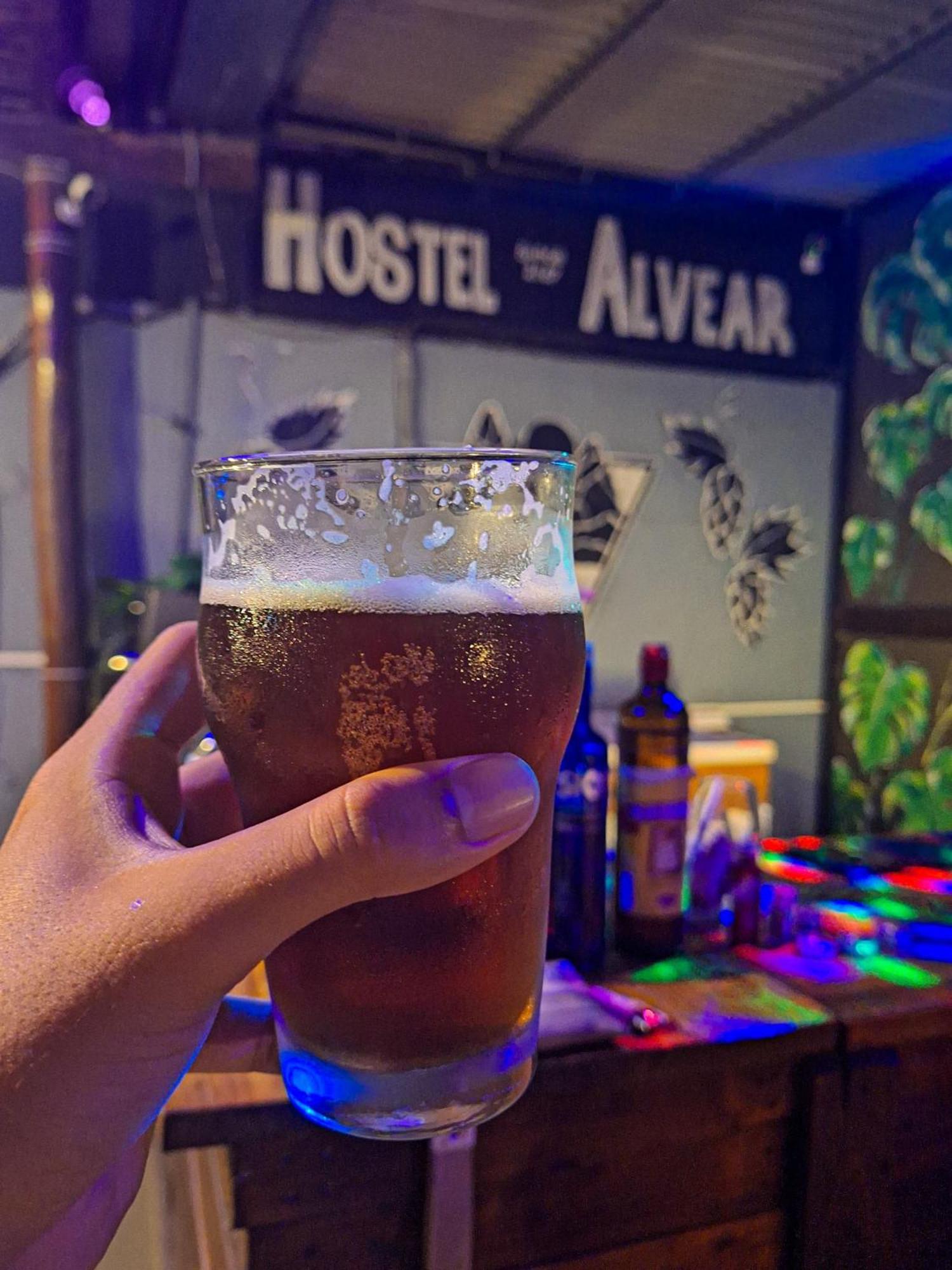 Hostel Alvear Cordoba Exterior photo